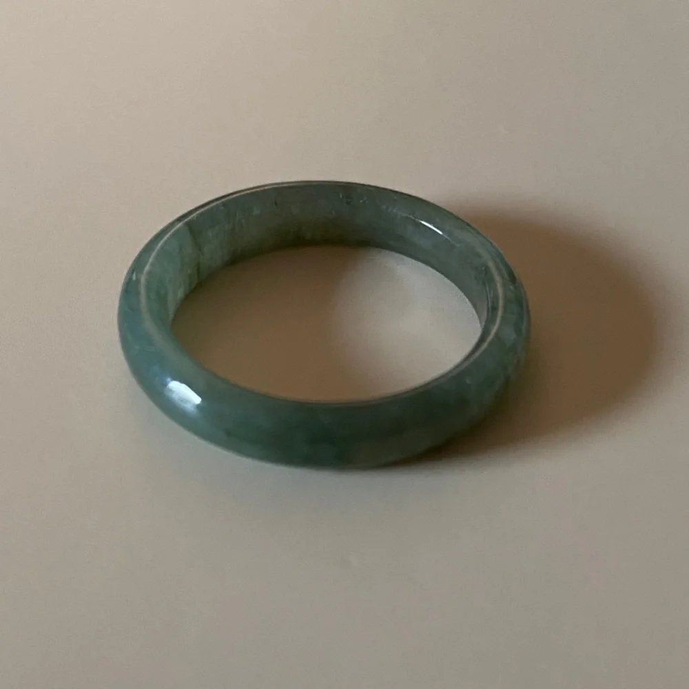 Jade Ring - Picture 2 of 3
